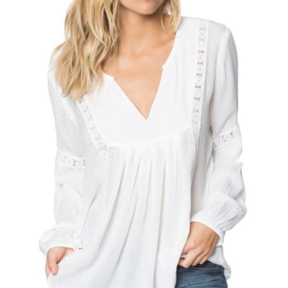 O'Neill Tops - O'NEILL White Crochet Peasant Top